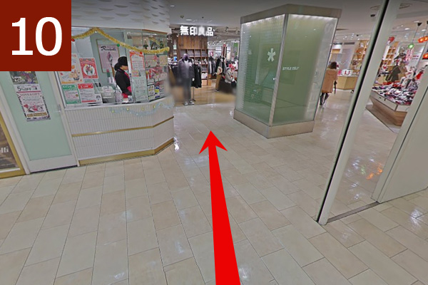 矢場町駅からパルコの中を通ってホテルまで行く道順⑩西館地下1階ジェラート屋・無印良品近く