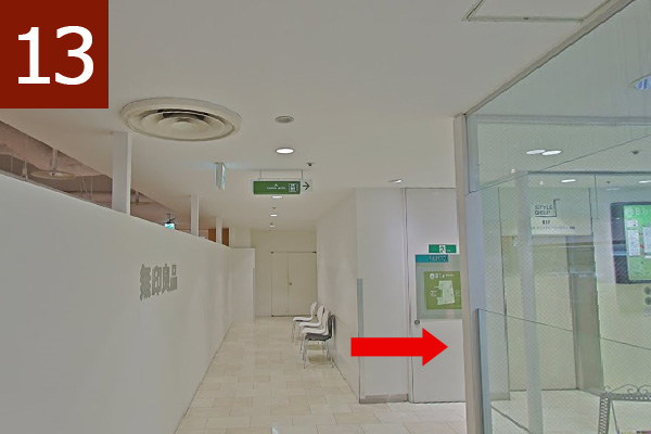 矢場町駅からパルコの中を通ってホテルまで行く道順⑬無印良品売り場右手にあるエレベーター